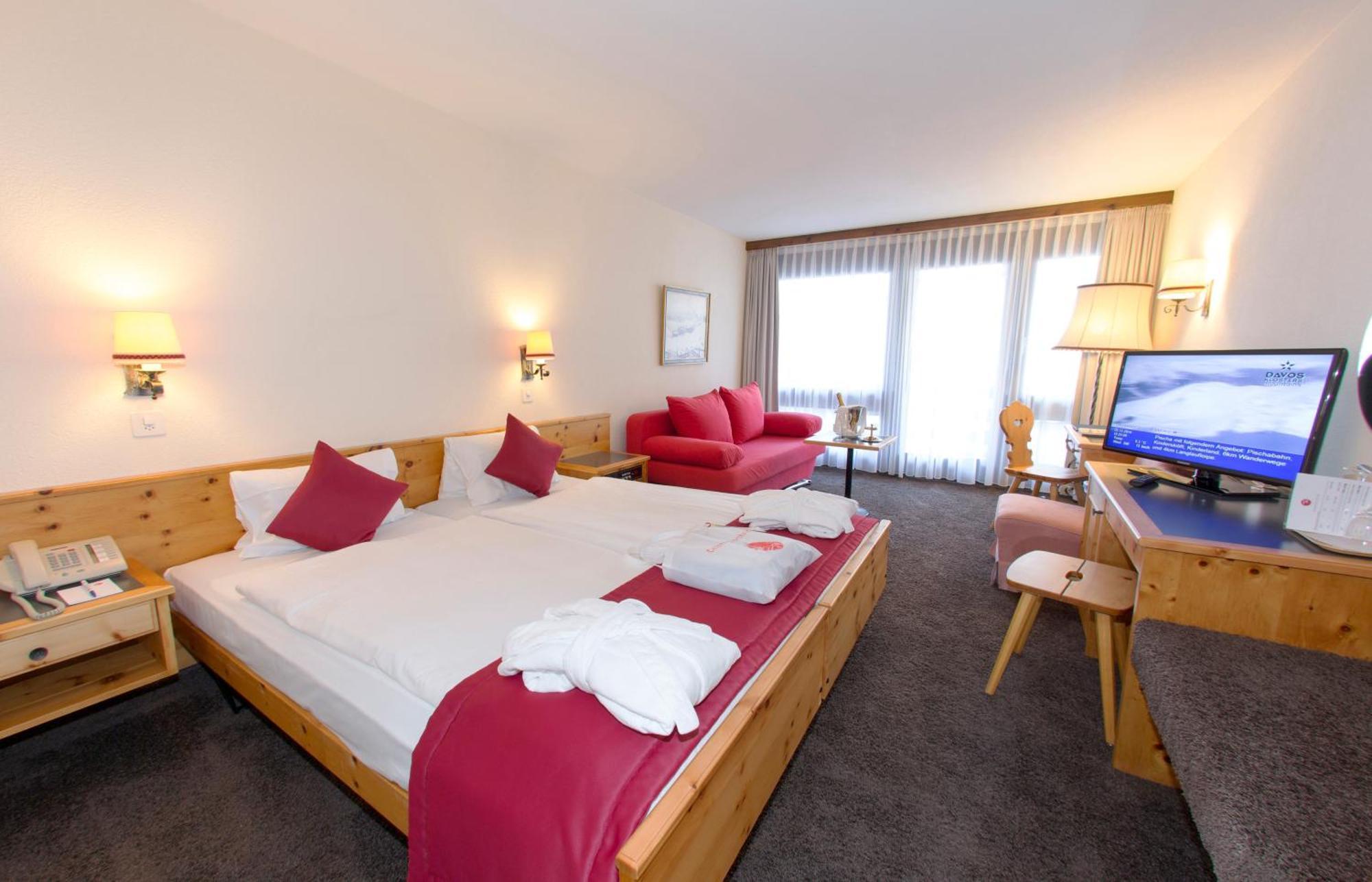 Central Sporthotel Давос Екстериор снимка